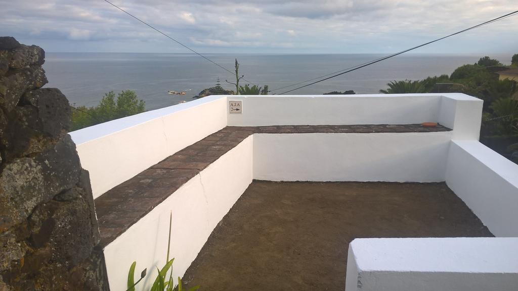 Monserrate - Galera Cottage Caloura Εξωτερικό φωτογραφία