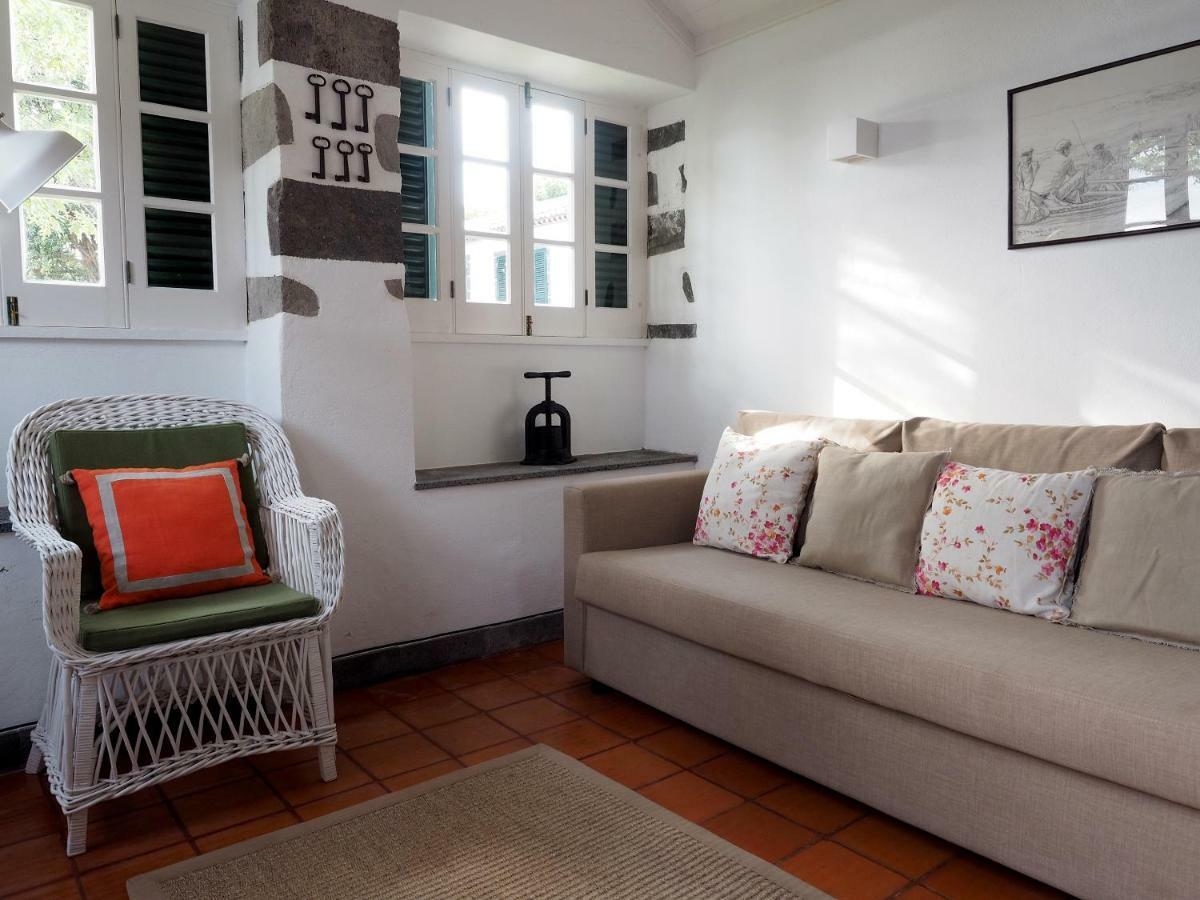 Monserrate - Galera Cottage Caloura Εξωτερικό φωτογραφία