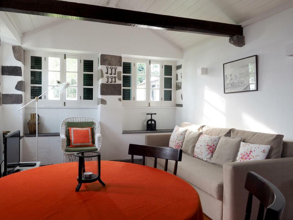Monserrate - Galera Cottage Caloura Εξωτερικό φωτογραφία