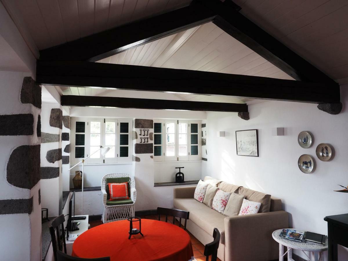 Monserrate - Galera Cottage Caloura Εξωτερικό φωτογραφία